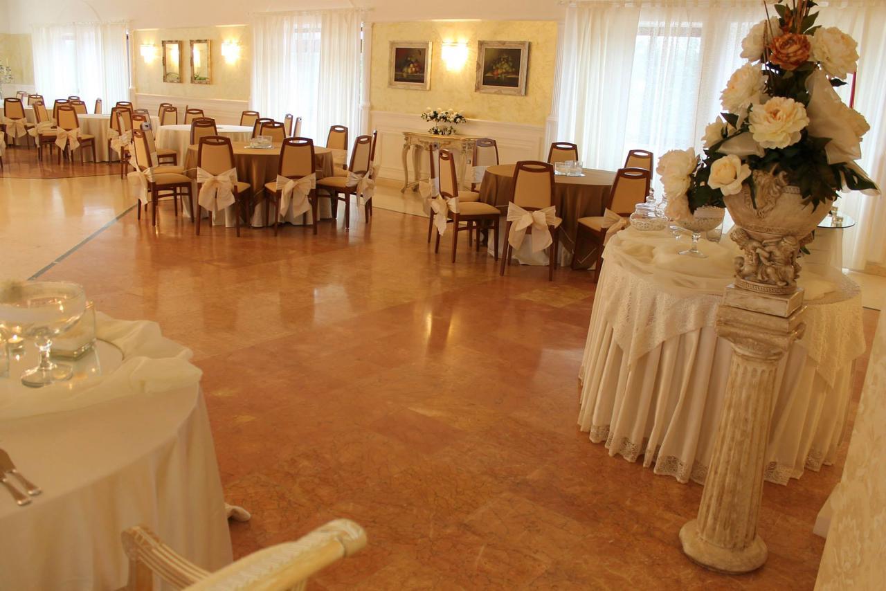 Hotel Agri Resort "Agora" Castelluccio dei Sauri Экстерьер фото